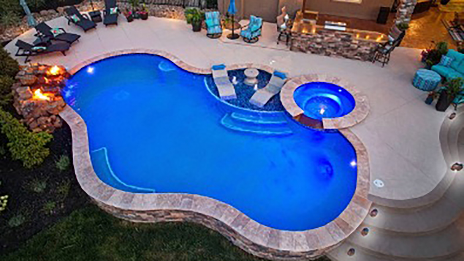 Lee's Summit Freeform Pool